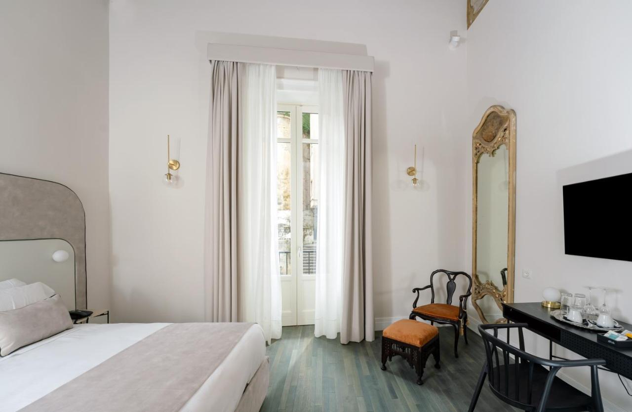 Hotel Artemisia Domus - Giardino Neapel Exterior foto