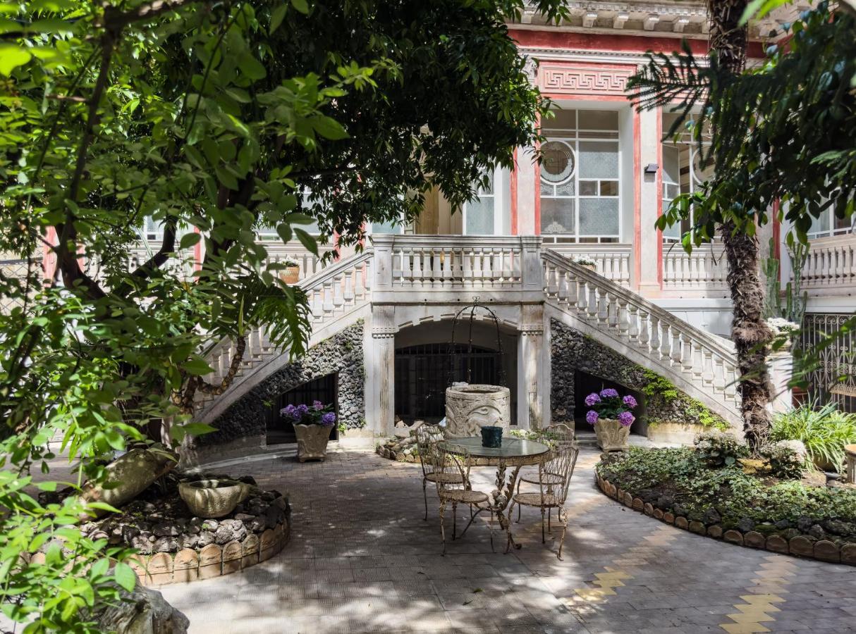 Hotel Artemisia Domus - Giardino Neapel Exterior foto